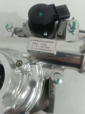 Auto reserveonderdeel turbocompressor 17201-OL040 met magnetoventil